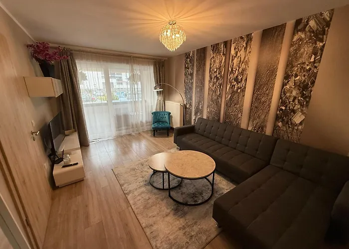 Coresi Comfort 公寓